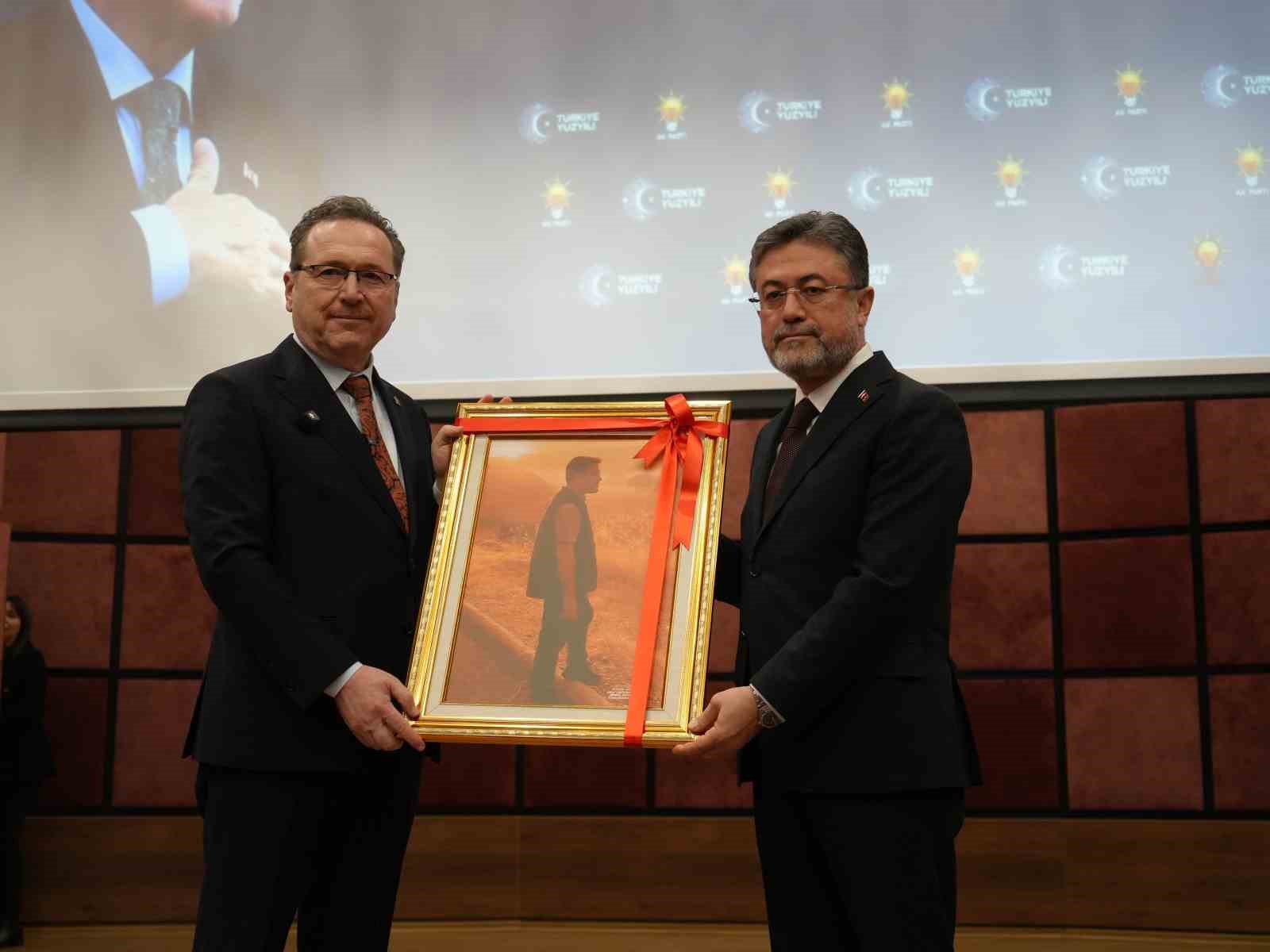tarim ve orman bakani ibrahim yumaklidan chpli belediyelere su elestirisi 4