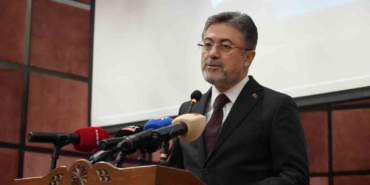 tarim-ve-orman-bakani-ibrahim-yumaklidan-chpli-belediyelere-su-elestirisi-sKlIlDpJ.jpg