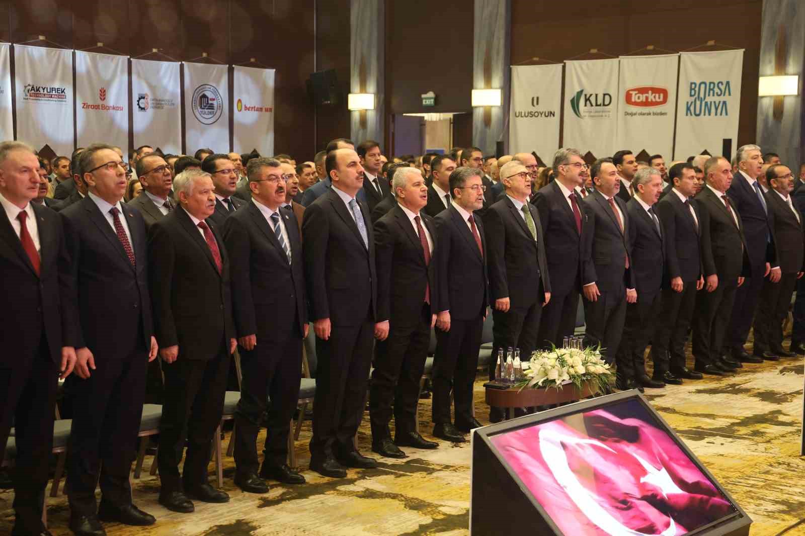 Tarım ve Orman Bakanı Yumaklı: "Sağlıklı ve güvenilir gıdaya giden yolda bütün süreçleri etkin politikalarımızla yöneteceğiz" 4 tarim ve orman bakani yumakli saglikli ve guvenilir gidaya giden yolda butun surecleri etkin MlXHlLFa