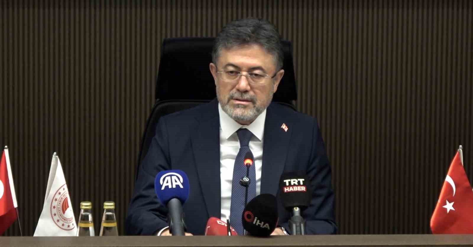 Tarım ve Orman Bakanı Yumaklı, Yalova’da sektör temsilcileriyle buluştu: "Tarımsal kayıplar geri alınacak" 7 tarim ve orman bakani yumakli yalovada sektor temsilcileriyle bulustu tarimsal kayiplar geri alinacak 3