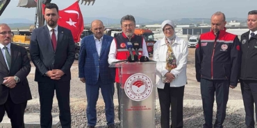 tarim-ve-orman-bakani-yumaklidan-gonen-sera-osbye-ziyaret-eCJxKZ94.jpg