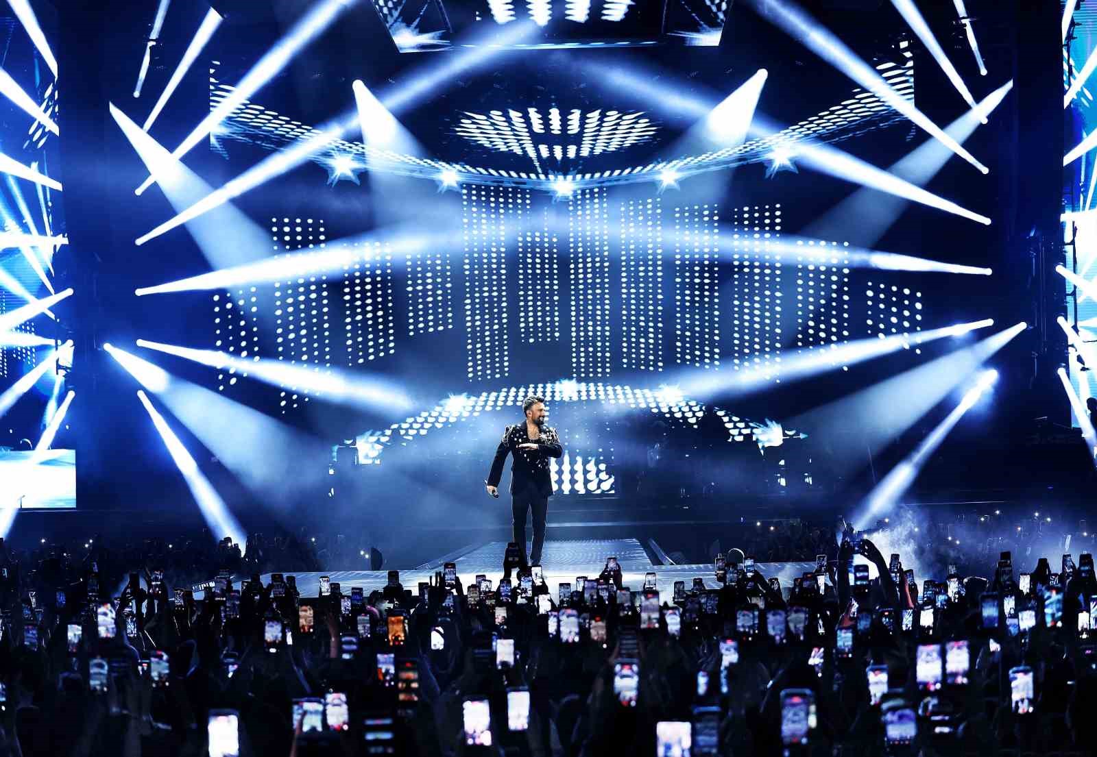 tarkani 9 gundur suren konser serisinde yaklasik 50 bin kisi dinledi 2 kLWufCnJ