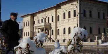 tarkanin-946-milyonluk-egitim-bagisi-iddialari-yalanlandi-asY5C4FG.jpg