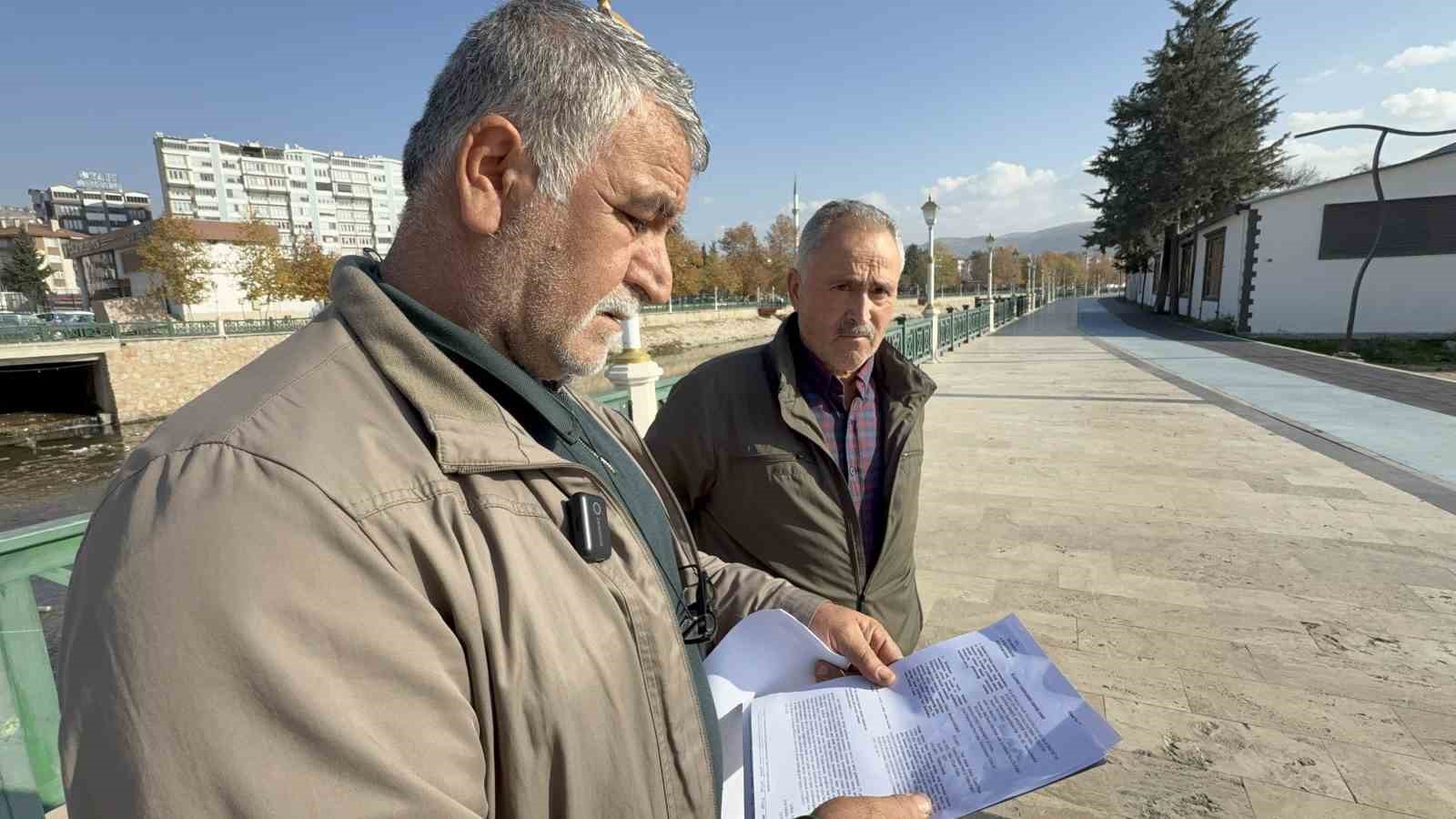 tarladan cikmayan traktore istanbul bogaz koprusunde ceza yazildi 5 nhetVfDb