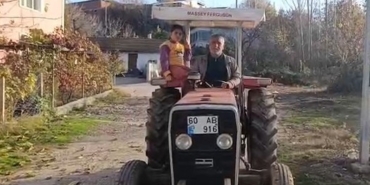 tarladan-cikmayan-traktore-istanbul-bogaz-koprusunde-ceza-yazildi-uWw2hNXy.jpg