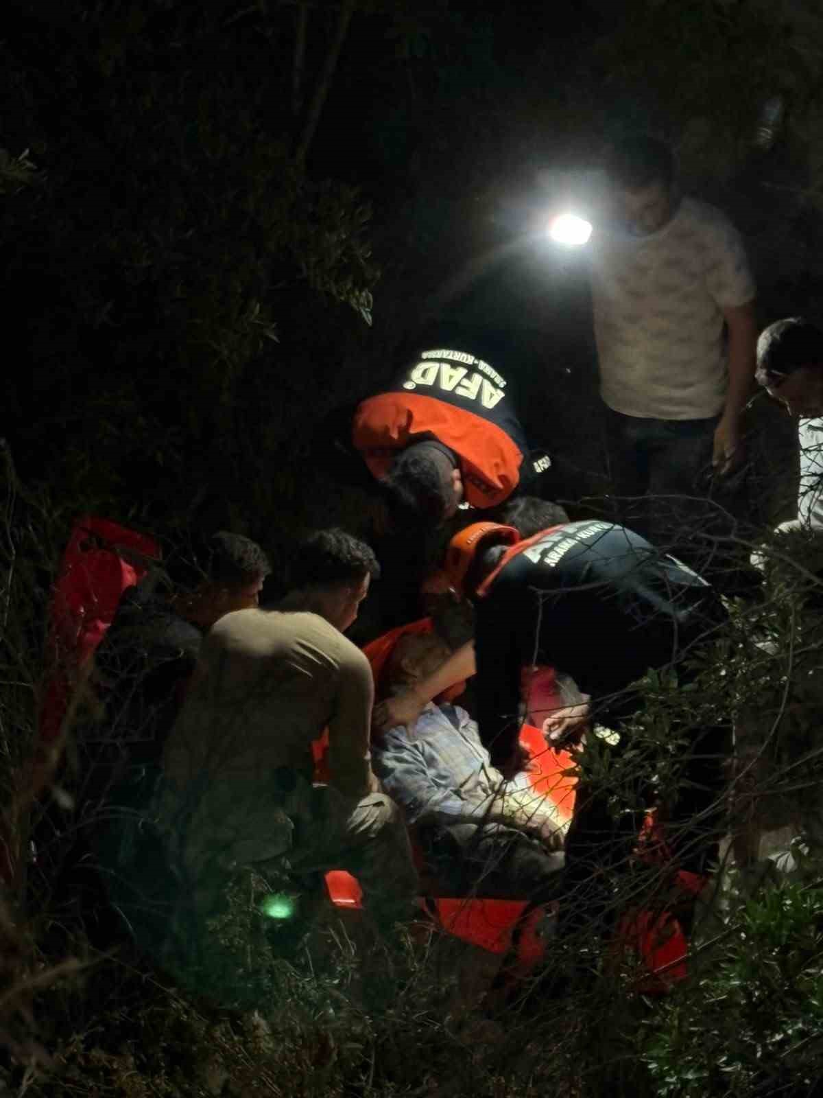 tarlaya giderken kaybolup 43 saat sonra yarali halde bulunan yasli adam taburcu edildi 4