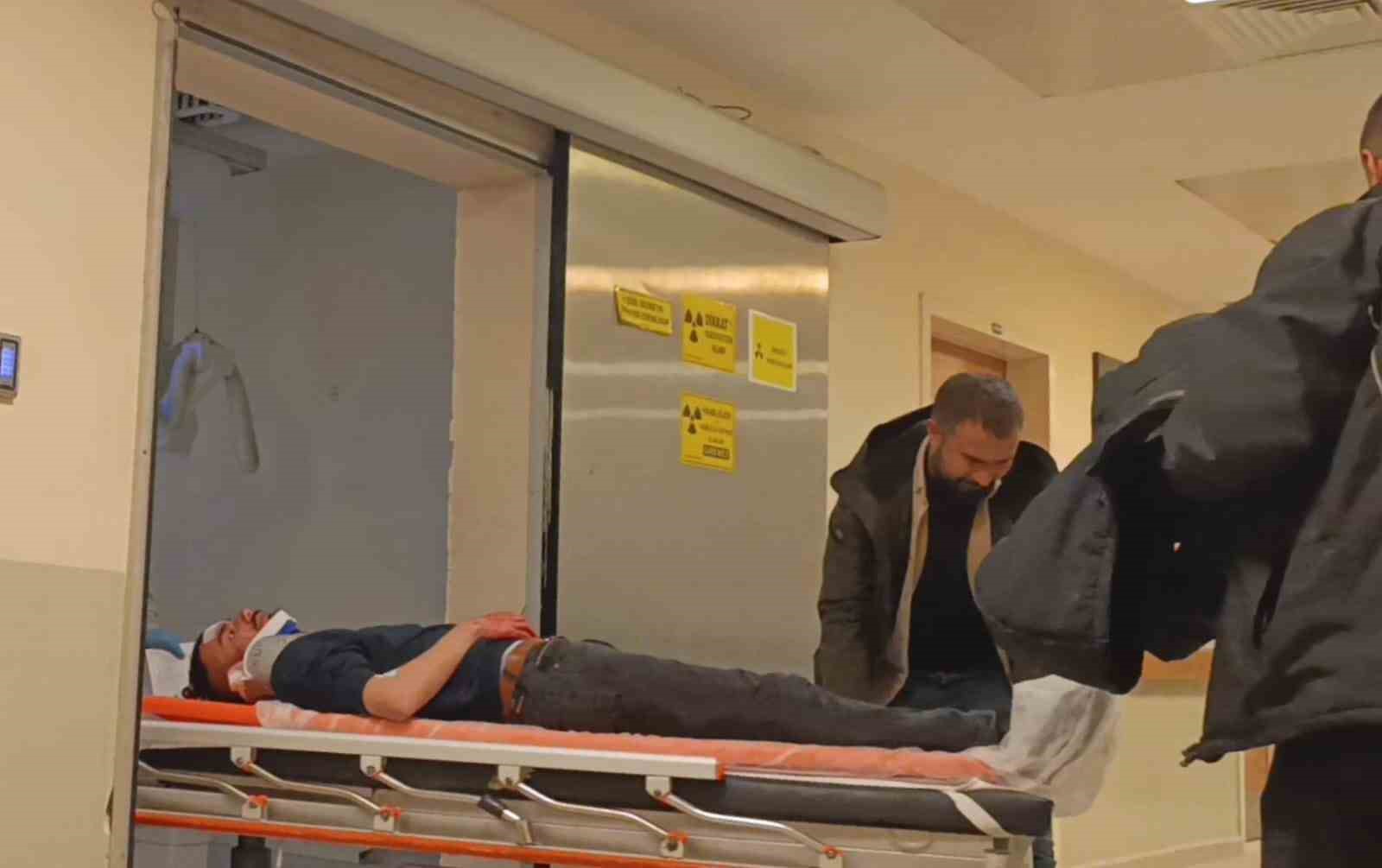 tarlaya ucan otomobil hurdaya dondu 1 yarali 0 HaZQTEMz