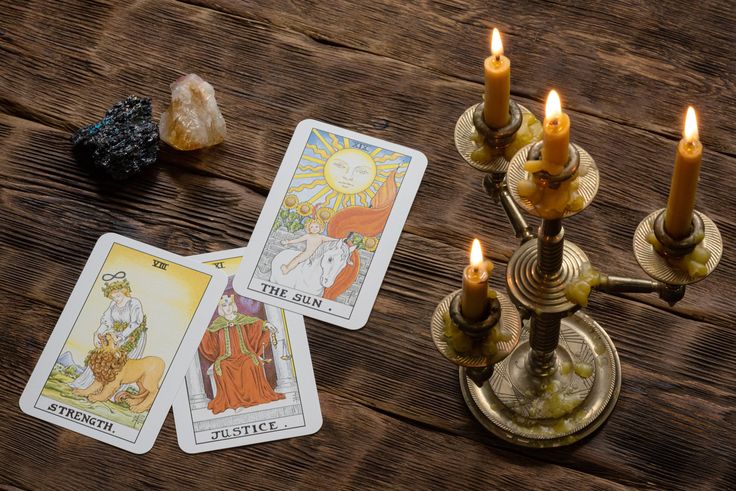 İşte burcunuza göre 31 Ekim 2025 günlük tarot kart açılımı ve kartların rehberliğiyle bugünün enerjisi…