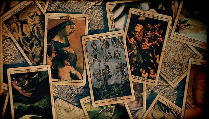 Günlük Tarot Açılımı 11 Kasım 2025