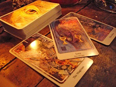 İşte burcunuza göre 31 Ekim 2025 günlük tarot kart açılımı ve kartların rehberliğiyle bugünün enerjisi…