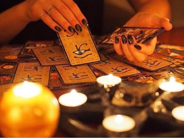 İşte burcunuza göre 31 Ekim 2025 günlük tarot kart açılımı ve kartların rehberliğiyle bugünün enerjisi…