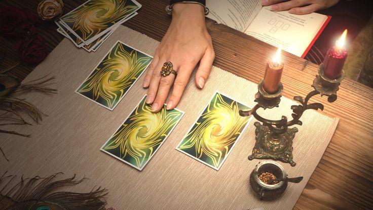 Günlük Tarot Açılımı 11 Kasım 2025