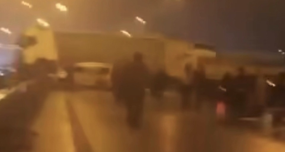 tarsus adana gaziantep otoyolunda 12 aracin karistigi zincirleme kaza 13 yarali 4 qDSQMUGD