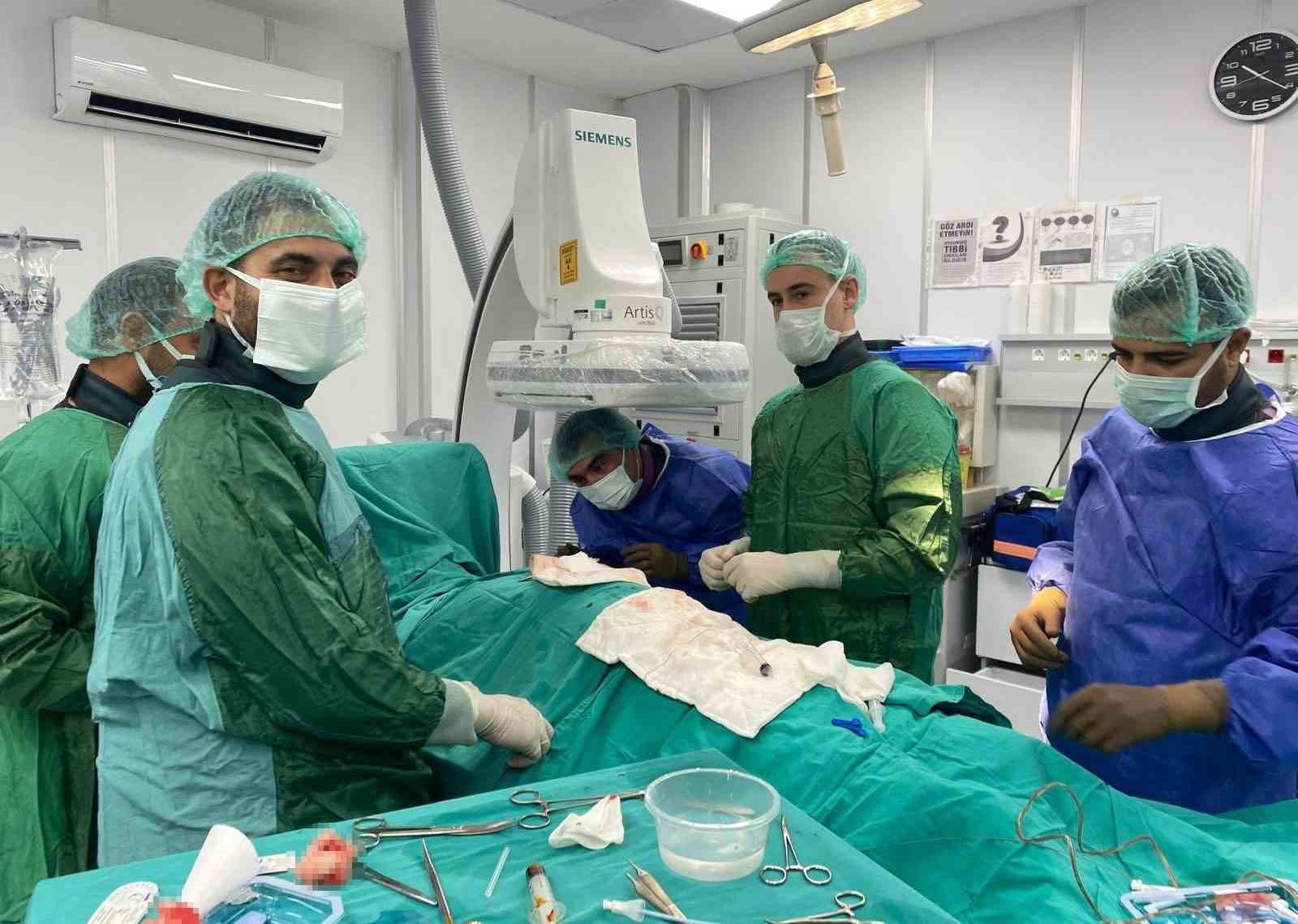 tarsus devlet hastanesinde soklama ozellikli kalp pili takildi 0 eYwZBOmk