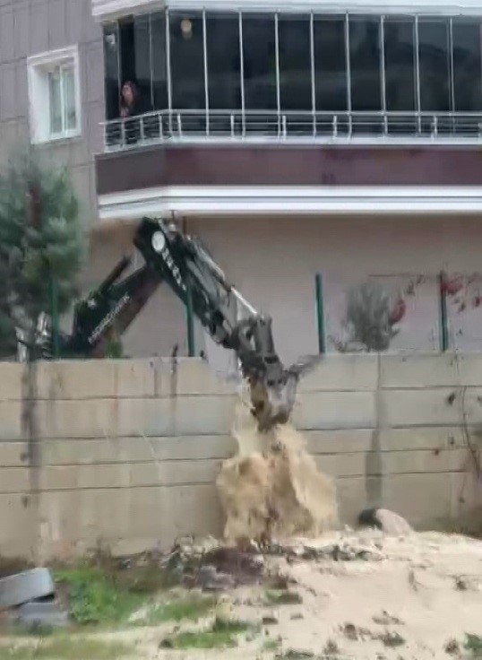 tarsusta yagmur ve firtina hayati olumsuz etkiledi 2 J5ZYYsym