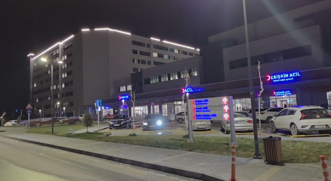 tartistigi arkadasini bicaklayarak oldurdu 1 rCjJdNQr