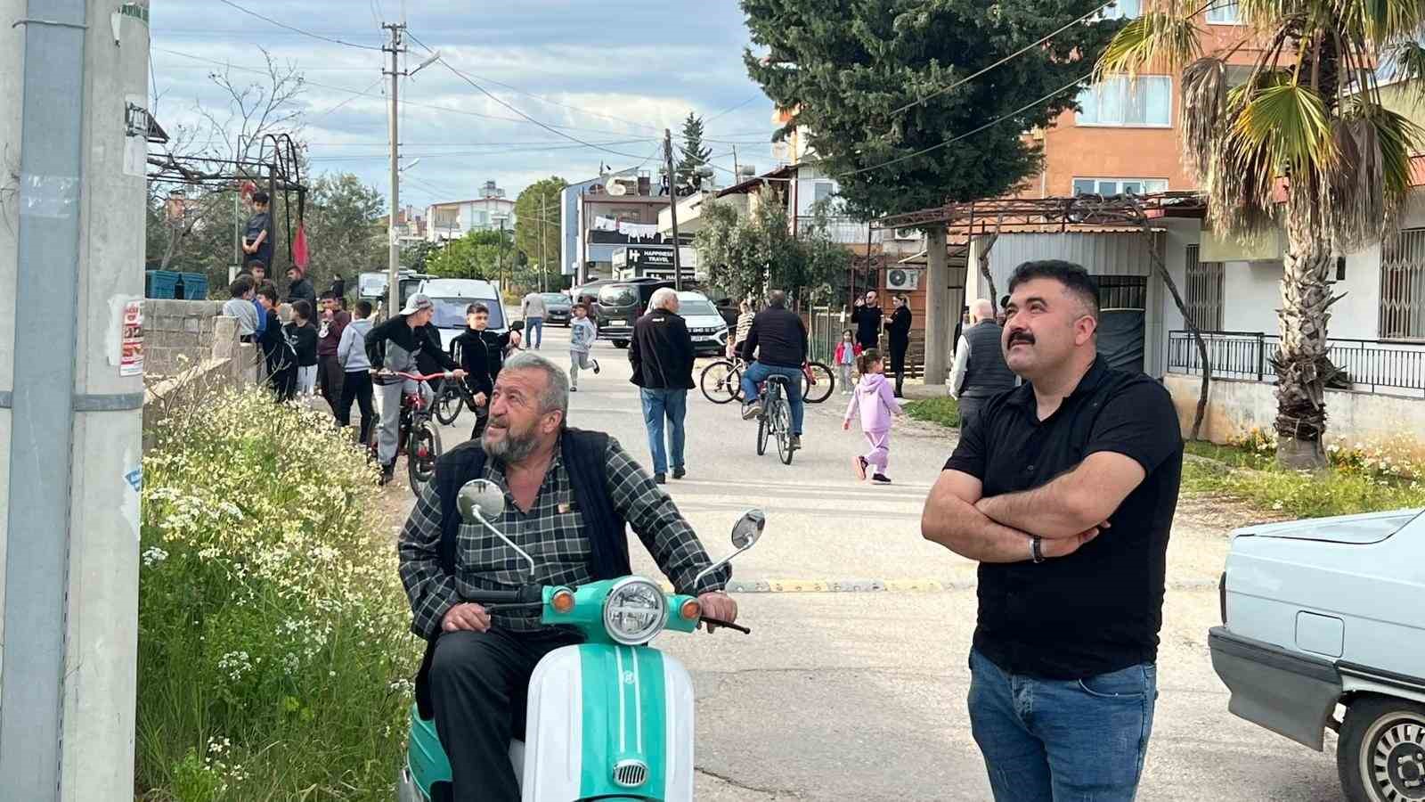 tartistigi esi telefonlara bakmiyor diye catiya cikti 6 sr4rbsBQ