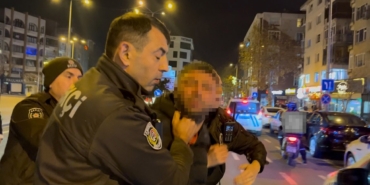 tartistigi-gencin-basinda-icki-sisesini-kirdi-dtzYX5EF.jpg