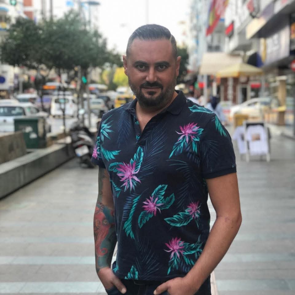 Tartıştığı kişi tarafından üzerine otomobil sürülüp yaralanan adam hayatını kaybetti 4 tartistigi kisi tarafindan uzerine otomobil surulup yaralanan adam hayatini kaybetti 0 uP76rwzz