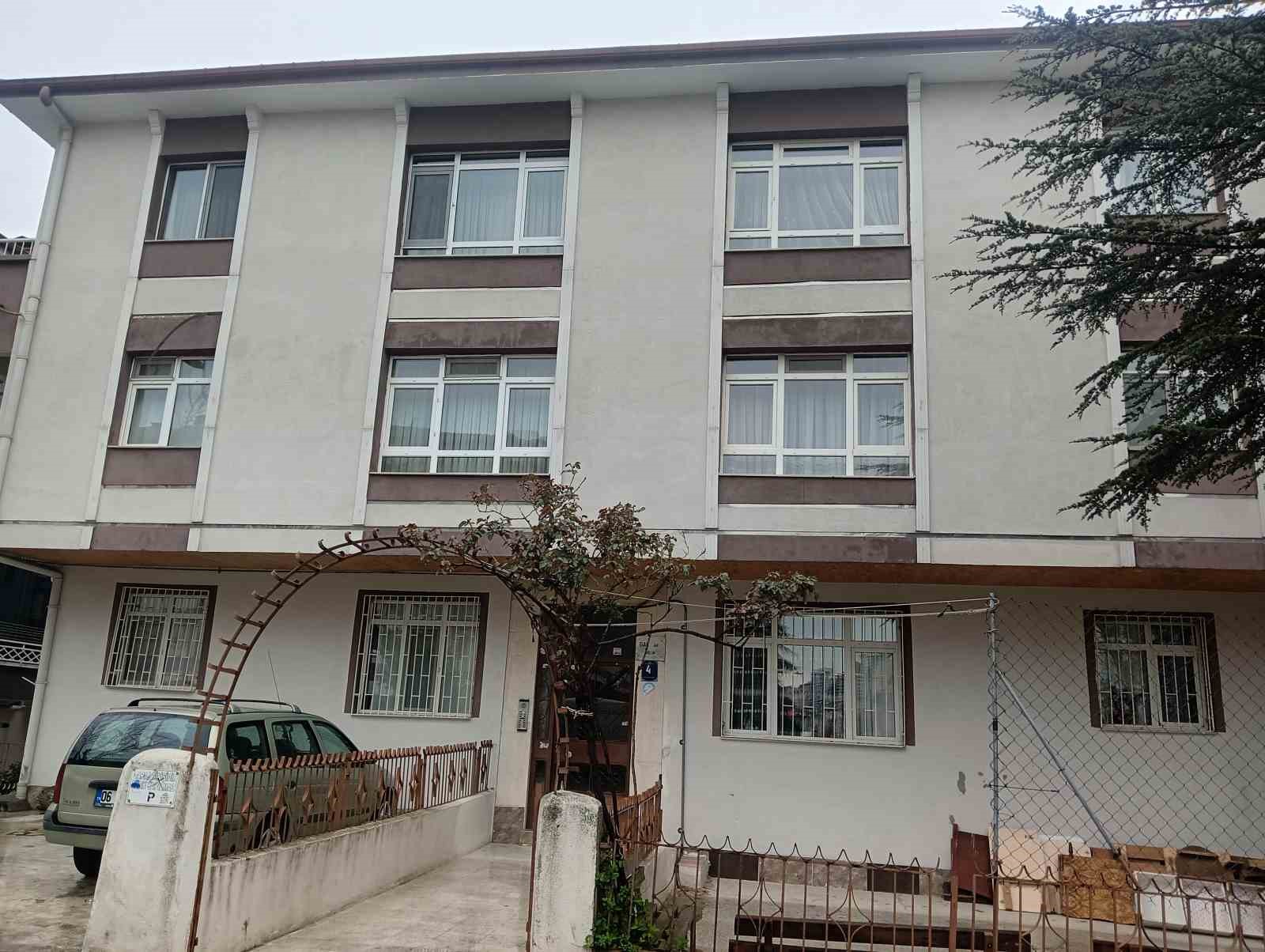 tartistigi kiz arkadasini oldurup intihar etti 0 1SRWCdKk