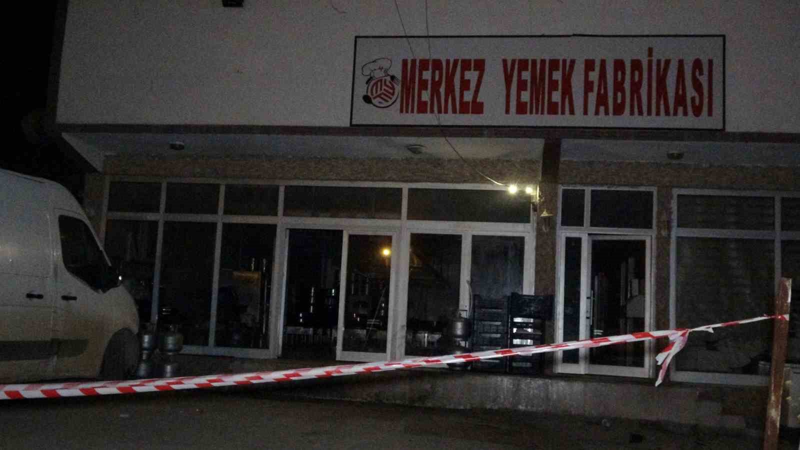 tartistigi sahsin calistigi is yerini basip kursun yagdirdi 1 olu 1 5W5eHtkC