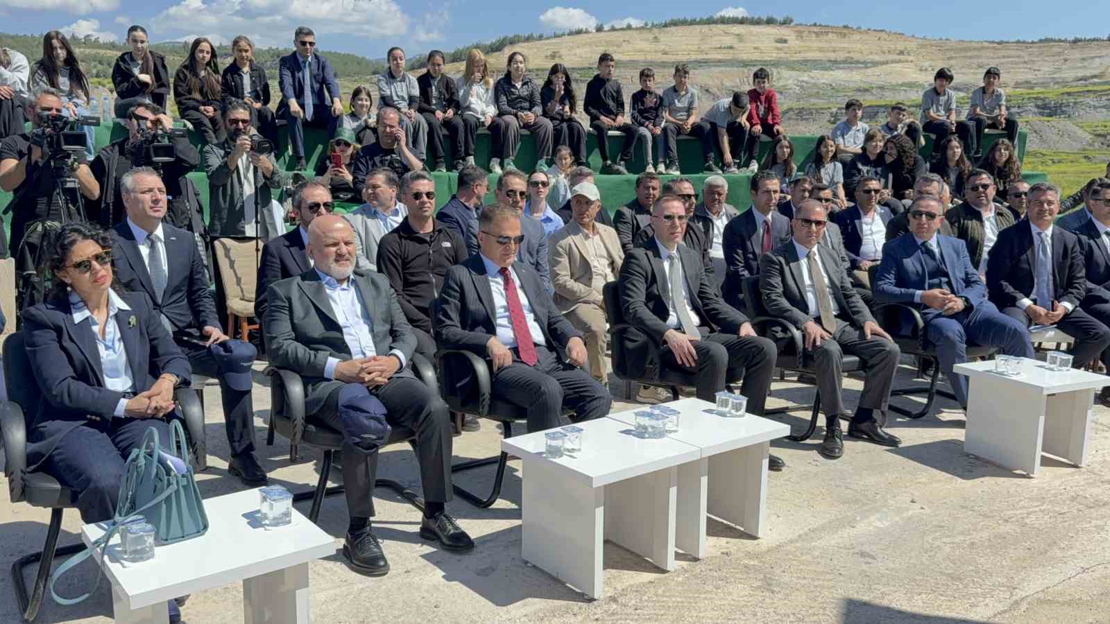 Taşınan her zeytin ağacına karşılık fidan: Milas’ta 4 bin zeytin toprakla buluştu 9 tasinan her zeytin agacina karsilik fidan milasta 4 bin zeytin toprakla bulustu 5