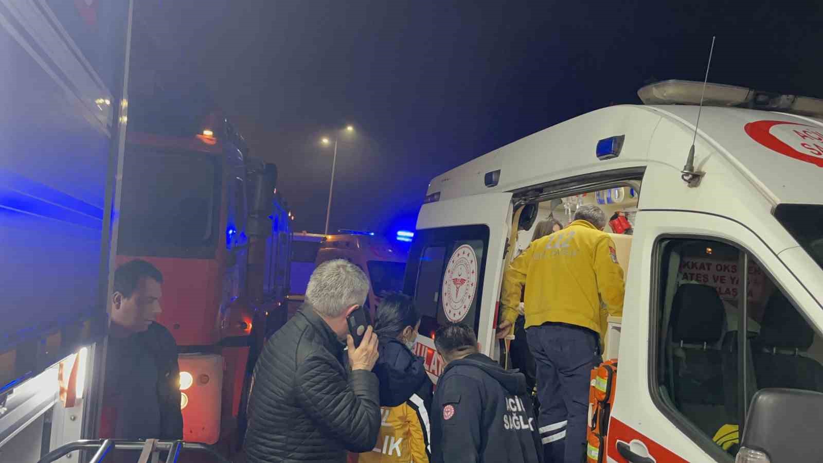 Taşındığı evdeki ilk günde çıkan yangında ağır yaralandı 9 tasindigi evdeki ilk gunde cikan yanginda agir yaralandi 5 CYKgf3H1