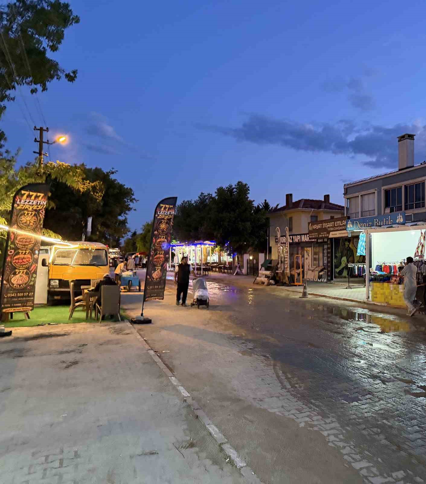 tatil beldesi degil camur deryasi 1 qOs7OESQ