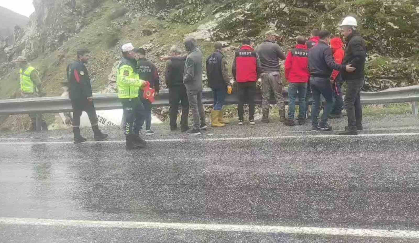 tatvanda beton mikseri dereye uctu 0 9jmpOg2Z