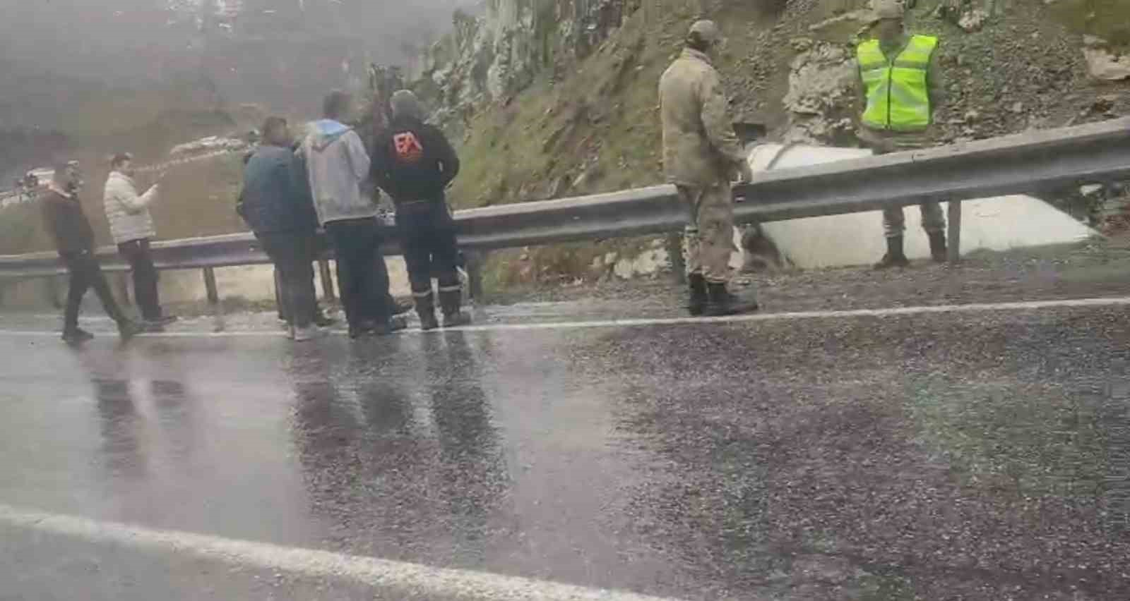 tatvanda beton mikseri dereye uctu 1