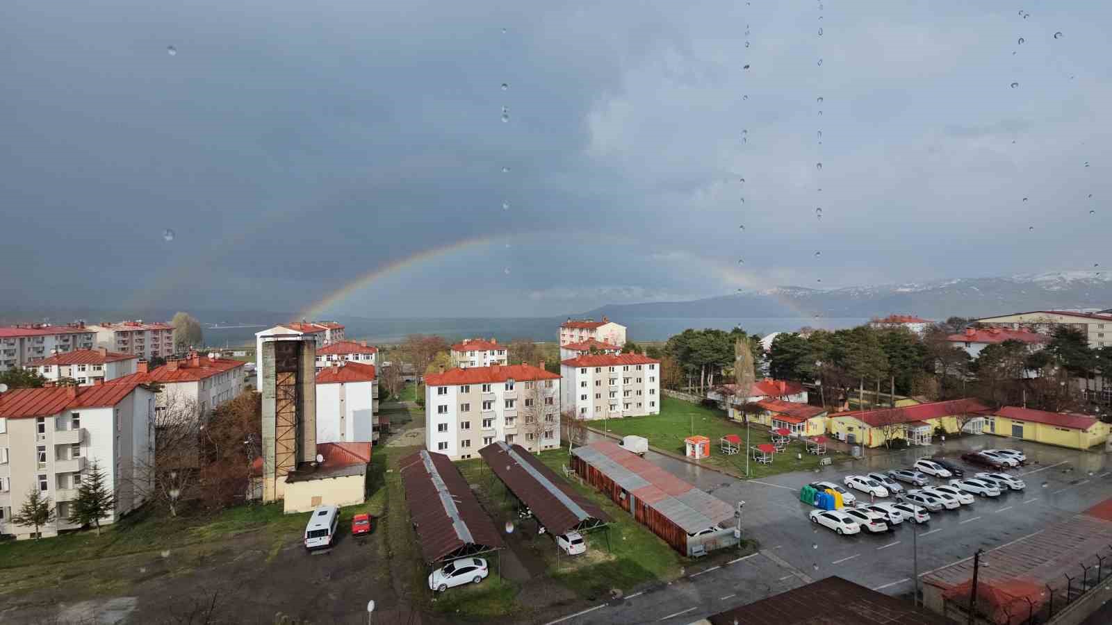 Tatvan’da gökkuşağı görsel şölen sundu 6 tatvanda gokkusagi gorsel solen sundu 2 GDZDJ6WS