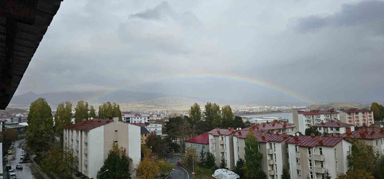 tatvanda yagmur sonrasi gokkusagi 2 3QuyyuDu