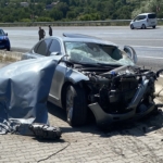 tatvanda-zincirleme-trafik-kazasinda-5-kisi-yaralandi-sMQKHBRe.jpg