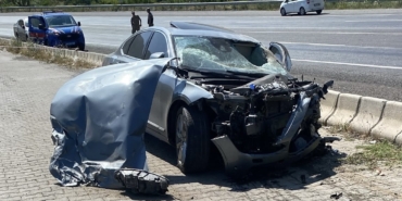 tatvanda-zincirleme-trafik-kazasinda-5-kisi-yaralandi-sMQKHBRe.jpg
