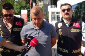 Nefes borusuna kek kaçan sürücü, polisin heimlich manevrasıyla kurtuldu 3 thumbnail