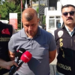 tayin-tartismasinda-ogretmen-esi-ve-kayinpederini-pompali-tufekle-olduren-zanli-adliyeye-sevk-edildi-LL3ggxwf.jpg