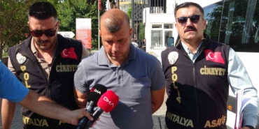 tayin-tartismasinda-ogretmen-esi-ve-kayinpederini-pompali-tufekle-olduren-zanli-adliyeye-sevk-edildi-LL3ggxwf.jpg