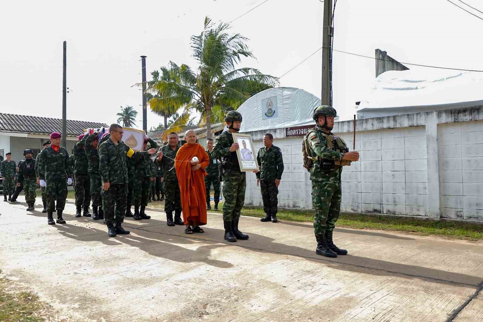 tayland kambocya arasindaki catismalarda can kaybi 16ya yukseldi 10 fy6c4Yf1