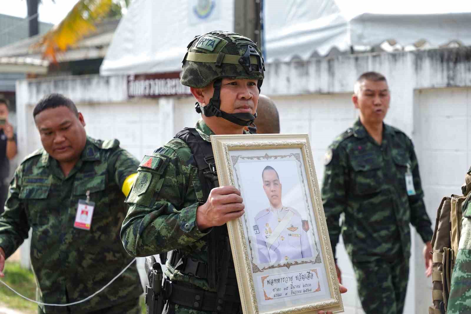 tayland kambocya arasindaki catismalarda can kaybi 16ya yukseldi 9 521JMWkZ