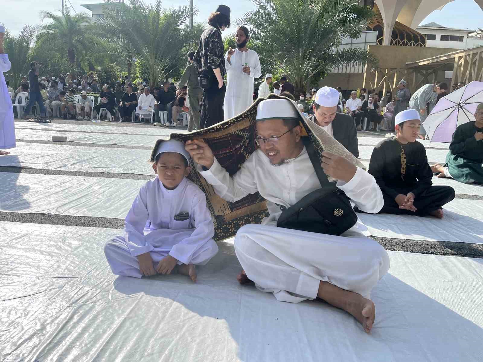 Tayland’da binlerce Müslüman Kurban Bayramı namazında bir araya geldi 9 taylandda binlerce musluman kurban bayrami namazinda bir araya geldi 5 B5d15q18
