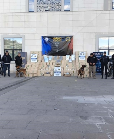 taylanddan-turkiyeye-1-bucuk-tonluk-skunk-sevkiyati-narkotik-polisine-takildi-IukGYbjr.jpg