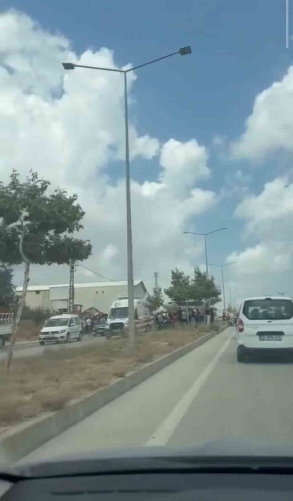 Taziyeye gitmek isterken otomobilin çarptığı yaşlı kadın hayatını kaybetti 5 taziyeye gitmek isterken otomobilin carptigi yasli kadin hayatini kaybetti 1