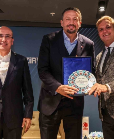 tbf-baskani-hidayet-turkoglu-sagligin-ve-sporun-zirvesine-konuk-oldu-pbGl3gPR.jpg