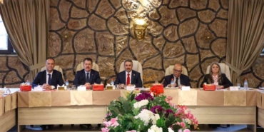 tbmm-alt-komisyonu-izmirdeki-cezaevlerini-inceledi-7GaZPO3Y.jpg