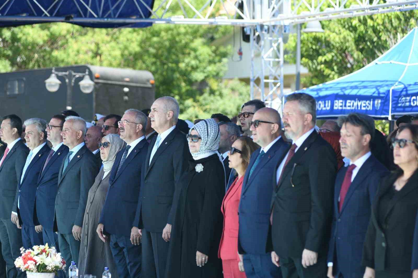 TBMM Başkanı Kurtulmuş: "Bir asır evvel bize hasta adam diyenler bugün kendileri hasta adam haline gelmişler ve Türkiye’den medet umar hale gelmişler" 9 tbmm baskani kurtulmus bir asir evvel bize hasta adam diyenler bugun kendileri hasta adam k5NGybVA