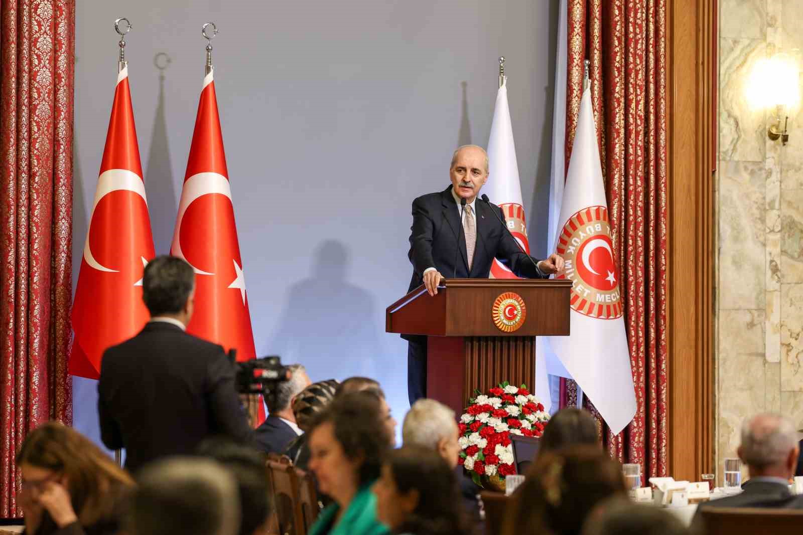 TBMM Başkanı Kurtulmuş: "Birilerinin bölüp parçaladığı bu coğrafyayı derleyip toparlamak bizim milletimize düşer, Türkiye’ye düşer" 7 tbmm baskani kurtulmus birilerinin bolup parcaladigi bu cografyayi derleyip toparlamak bizim milletimize duser turkiyeye mVgCa4aM
