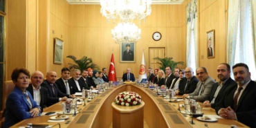 tbmm-baskani-kurtulmus-bizim-toplumumuzun-kok-hucresi-ailedir-TGz1L1iI.jpg