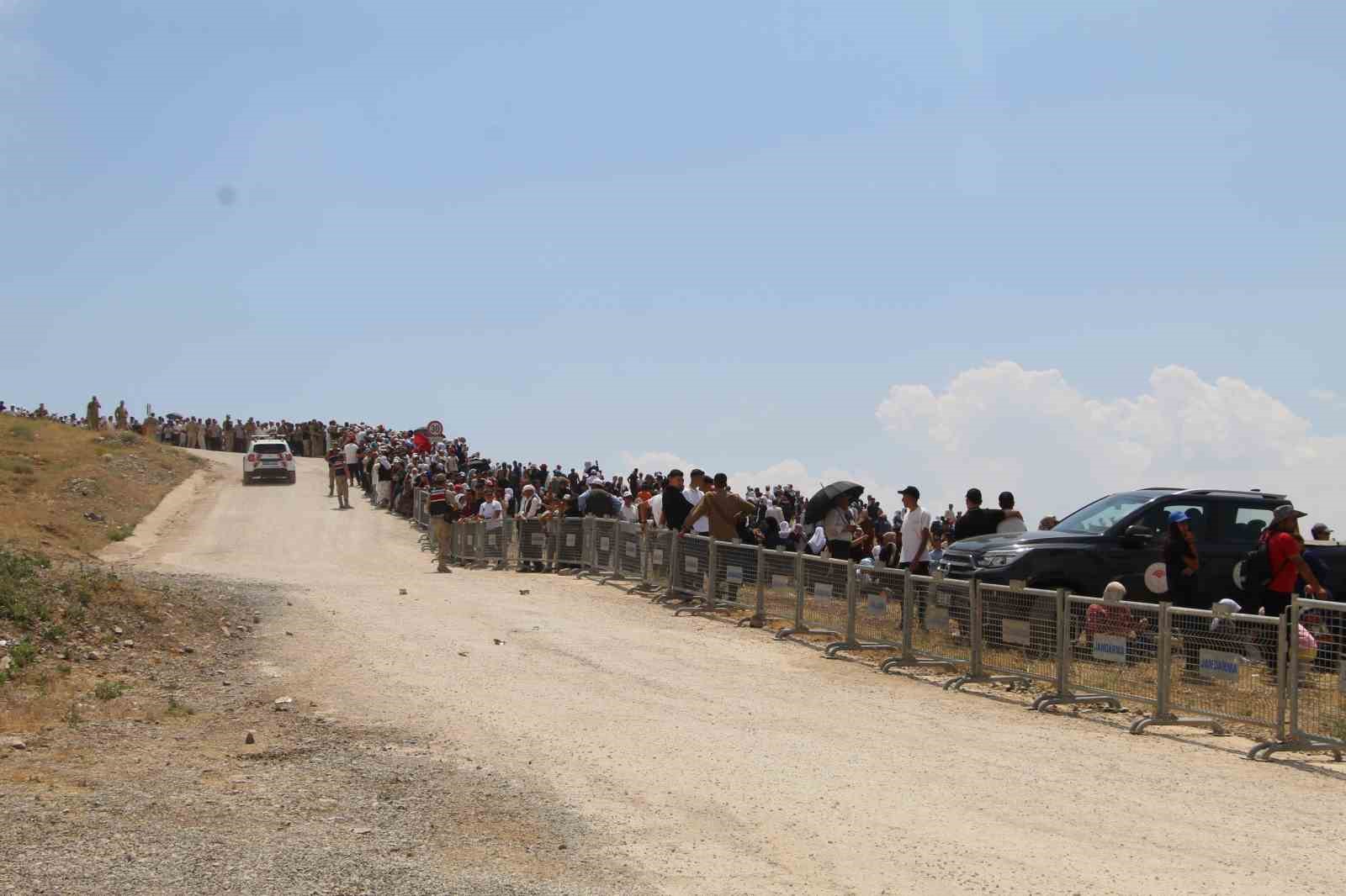 tbmm baskani kurtulmus bu yaz aylari bitmeden de bu raporun geregi olan isler yapilacak 7KZZQ9j2