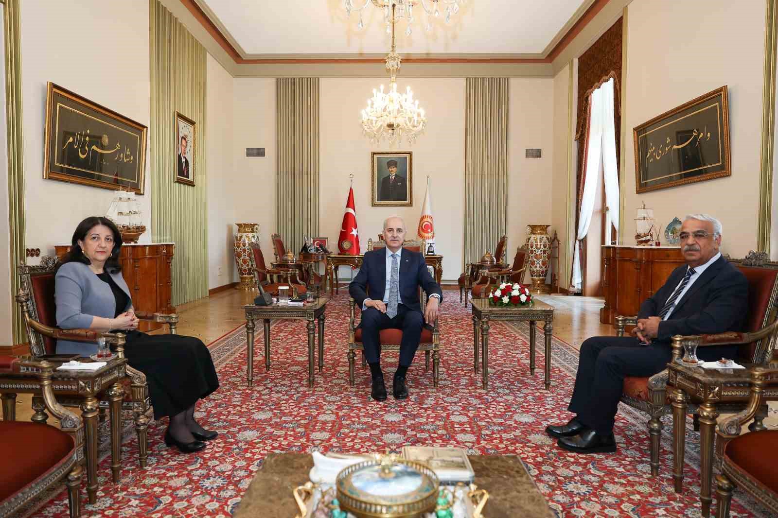 tbmm-baskani-kurtulmus-dem-parti-imrali-heyetini-kabul-etti-1qzHOHnW.jpg