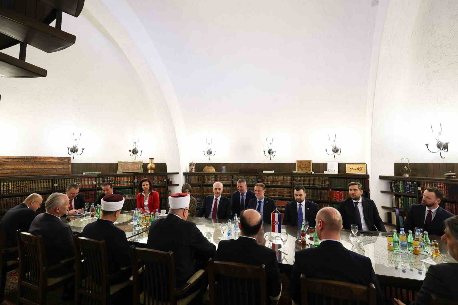 tbmm baskani kurtulmus gazze soykirimi insanligin ortak bir ayibi olarak hepimizin gozu onundedir 18 m3kGNqJ9